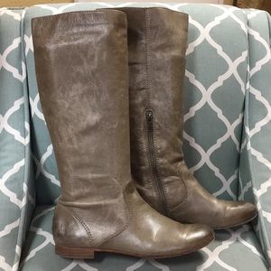 Frye Women's Gray Winter & Rain Boots
